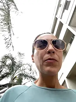 Snapshot of lucioliveira chatting on May 14, 2026, 12:45 pm lucioliveira online show from May 14, 2026, 12:45 pm