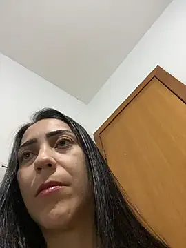 lucioliveira online show from July 4, 2026, 2:56 pm