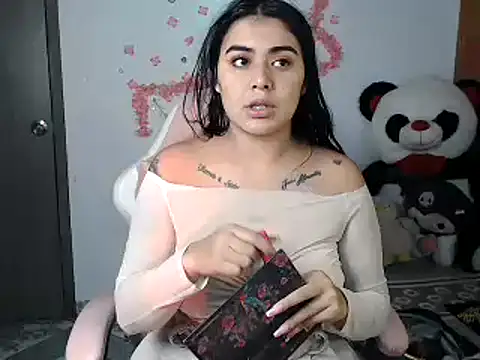 sophiadaza666 online show from May 1, 2026, 11:53 pm
