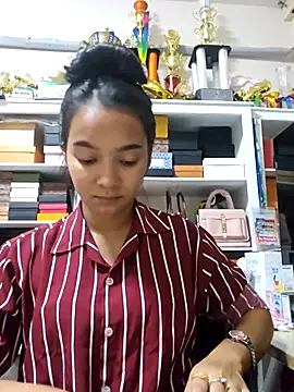 Snapshot of Natural_Asian_Girl chatting on September 30, 2025, 1:27 pm Natural Asian Girl online show from September 30, 2025, 1:27 pm