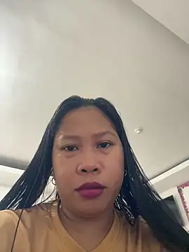 Pilipinalyn23 online show from November 25, 2025, 11:38 pm