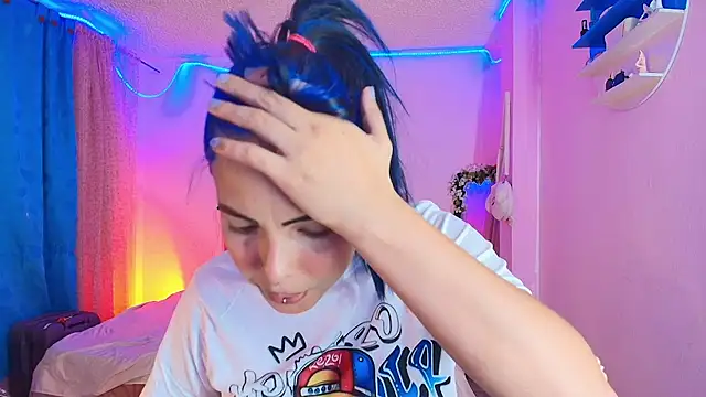 Snapshot of MiSofialeal chatting on February 20, 2026, 6:08 pm MiSofialeal online show from February 20, 2026, 6:08 pm