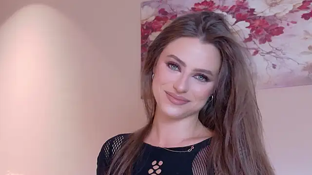 Sienna Voss online show from June 27, 2026, 8:47 pm