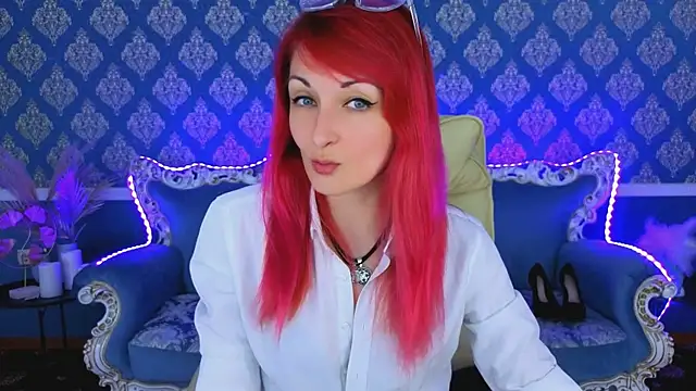 Snapshot of BrandyBloom chatting on July 3, 2026, 7:42 pm BrandyBloom online show from July 3, 2026, 7:42 pm