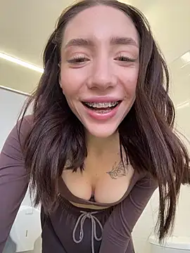 BallerinaCappuccino  online show from February 21, 2026, 7:31 am