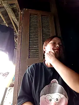 XoiXoi232 online show from September 23, 2025, 2:03 am