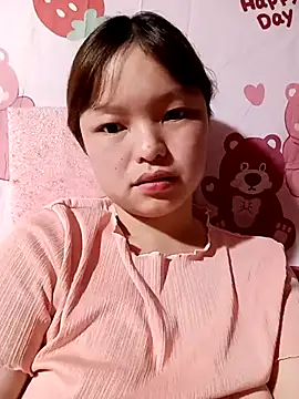 XoiXoi232 online show from October 24, 2025, 12:08 am