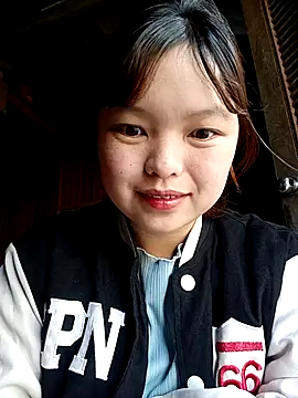 XoiXoi232 online show from November 27, 2025, 1:40 am