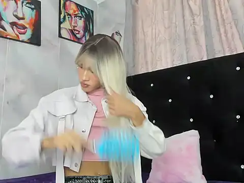 Snapshot of samara_novice18 chatting on September 20, 2025, 6:53 pm samara novice18 online show from September 20, 2025, 6:53 pm