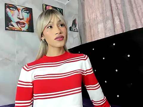 Snapshot of samara_novice18 chatting on October 28, 2025, 7:27 pm samara novice18 online show from October 28, 2025, 7:27 pm