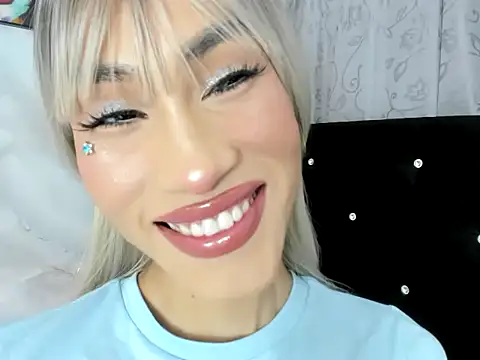 Snapshot of samara_novice18 chatting on November 13, 2025, 7:57 pm samara novice18 online show from November 13, 2025, 7:57 pm