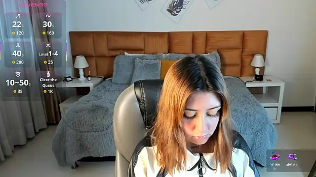 Snapshot of Catti_Brie chatting on October 14, 2025, 12:06 pm Catti Brie online show from October 14, 2025, 12:06 pm