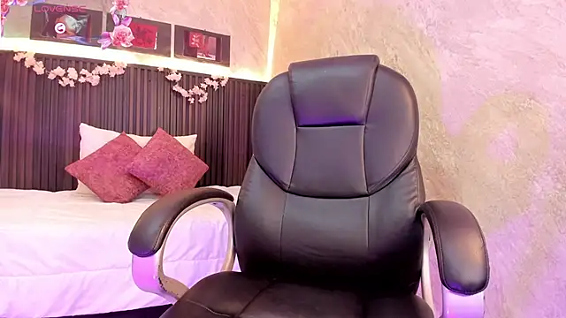 Snapshot of dark__nymph chatting on October 11, 2025, 12:26 pm dark nymph online show from October 11, 2025, 12:26 pm