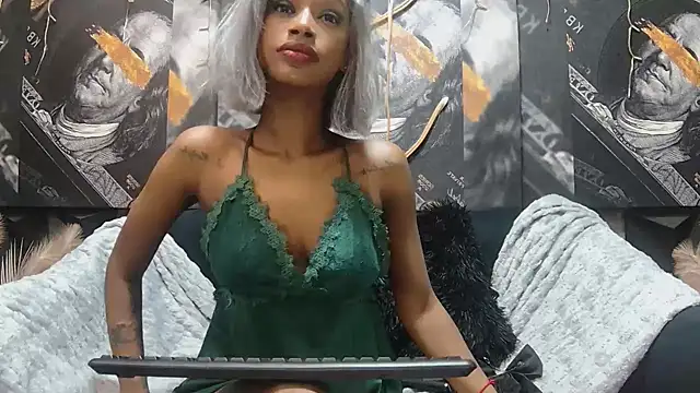 Snapshot of Lilmisbaddyxxx chatting on June 23, 2026, 6:06 pm Lilmisbaddyxxx online show from June 23, 2026, 6:06 pm