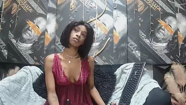 Snapshot of Lilmisbaddyxxx chatting on July 15, 2026, 9:20 pm Lilmisbaddyxxx online show from July 15, 2026, 9:20 pm