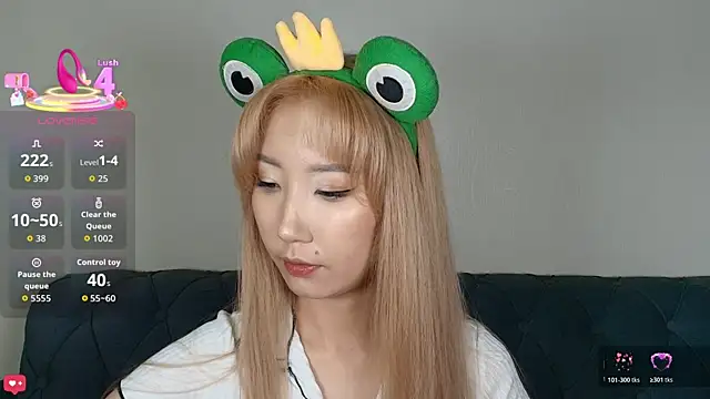 Snapshot of Yume_ko chatting on October 21, 2025, 2:51 pm Yume ko online show from October 21, 2025, 2:51 pm