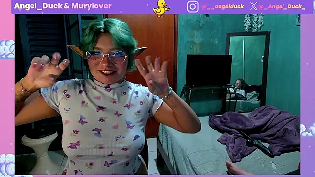 Snapshot of Angel_Duck chatting on May 25, 2026, 10:16 pm Angel Duck online show from May 25, 2026, 10:16 pm