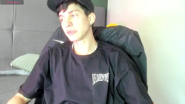 Jheampiiero online show from March 3, 2026, 8:26 pm