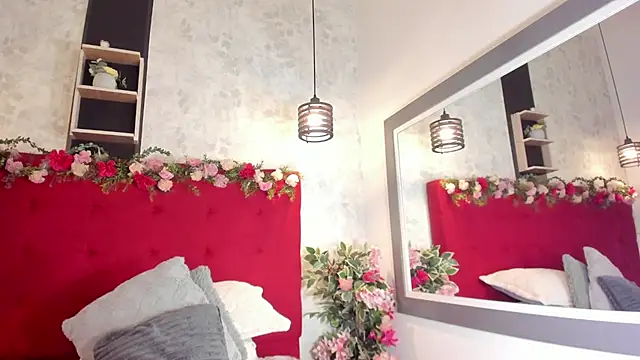 Snapshot of Kloeh_Star chatting on July 11, 2026, 8:11 pm Kloeh Star online show from July 11, 2026, 8:11 pm