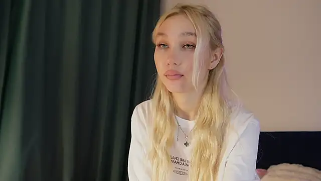 Snapshot of cuteleraay chatting on February 16, 2026, 9:11 pm cuteleraay online show from February 16, 2026, 9:11 pm