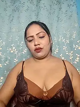 hornypriya696 online show from November 1, 2025, 6:43 pm