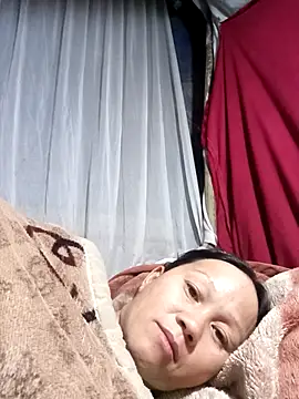 MaiHoa69 online show from November 5, 2025, 9:48 pm