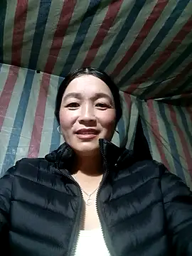 Snapshot of Bliss_rose chatting on November 13, 2025, 9:41 am Bliss rose online show from November 13, 2025, 9:41 am