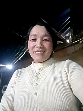 Snapshot of Bliss_rose chatting on December 19, 2025, 7:59 am Bliss rose online show from December 19, 2025, 7:59 am