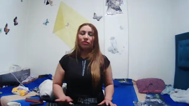 AddyStuart  online show from June 24, 2026, 4:11 am
