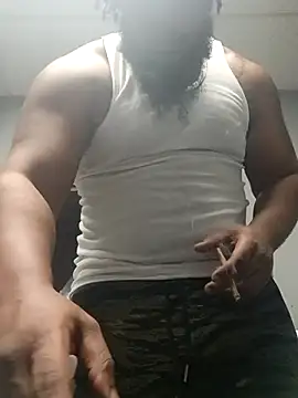 Snapshot of Longthickdick33 chatting on November 23, 2025, 6:35 am Longthickdick33 online show from November 23, 2025, 6:35 am