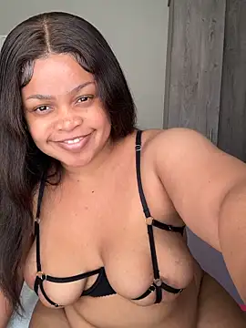 XXXquisiteVixen online show from May 16, 2026, 1:32 pm