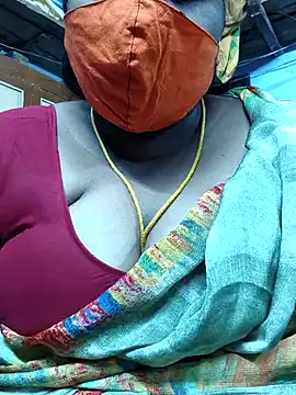 Snapshot of TAMIL_ELAKKIYA chatting on September 10, 2025, 10:04 am TAMIL ELAKKIYA online show from September 10, 2025, 10:04 am