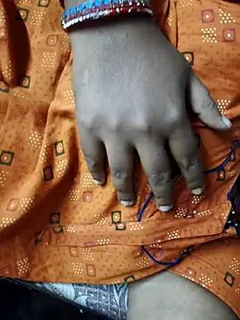 Snapshot of TAMIL_ELAKKIYA chatting on September 24, 2025, 11:57 am TAMIL ELAKKIYA online show from September 24, 2025, 11:57 am