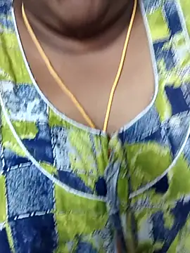 Snapshot of TAMIL_ELAKKIYA chatting on September 29, 2025, 3:00 am TAMIL ELAKKIYA online show from September 29, 2025, 3:00 am