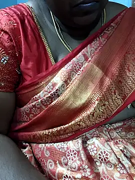 Snapshot of TAMIL_ELAKKIYA chatting on November 16, 2025, 9:59 am TAMIL ELAKKIYA online show from November 16, 2025, 9:59 am