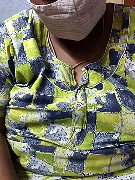 Snapshot of TAMIL_ELAKKIYA chatting on November 21, 2025, 8:13 am TAMIL ELAKKIYA online show from November 21, 2025, 8:13 am