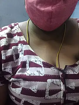 Snapshot of TAMIL_ELAKKIYA chatting on April 11, 2026, 5:50 pm TAMIL ELAKKIYA online show from April 11, 2026, 5:50 pm