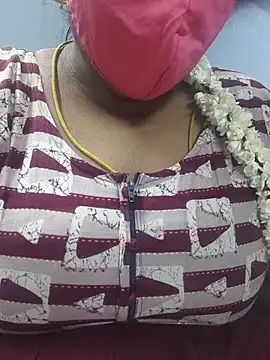 TAMIL ELAKKIYA online show from July 1, 2026, 11:26 pm