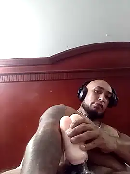 Snapshot of Mac15151 chatting on June 12, 2026, 12:42 am Mac15151 online show from June 12, 2026, 12:42 am