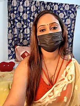 Snapshot of Cute-lusi chatting on November 5, 2025, 7:47 pm Cute-lusi online show from November 5, 2025, 7:47 pm