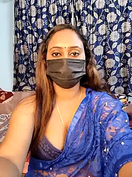 Cute-lusi online show from March 7, 2026, 6:49 pm