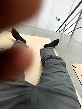 Snapshot of hotboy43339 chatting on September 18, 2025, 5:04 pm hotboy43339 online show from September 18, 2025, 5:04 pm