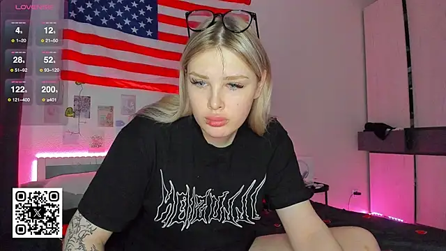 Snapshot of myrzilka chatting on December 15, 2025, 12:31 pm myrzilka online show from December 15, 2025, 12:31 pm