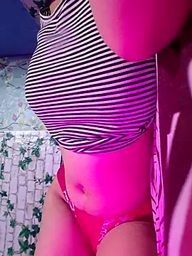 Snapshot of pihu099 chatting on July 16, 2026, 11:44 pm pihu099 online show from July 16, 2026, 11:44 pm