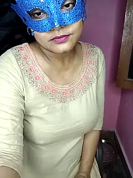 Snapshot of MEERAcle chatting on September 27, 2025, 10:04 pm MEERAcle online show from September 27, 2025, 10:04 pm