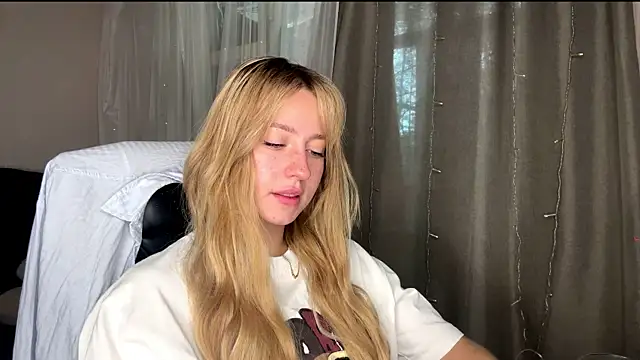 Snapshot of Jetta_Corsacami chatting on September 20, 2025, 7:42 am Jetta Corsacami online show from September 20, 2025, 7:42 am