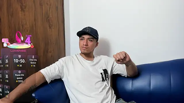 Snapshot of juanmechanic_ chatting on September 15, 2025, 8:20 pm juanmechanic online show from September 15, 2025, 8:20 pm