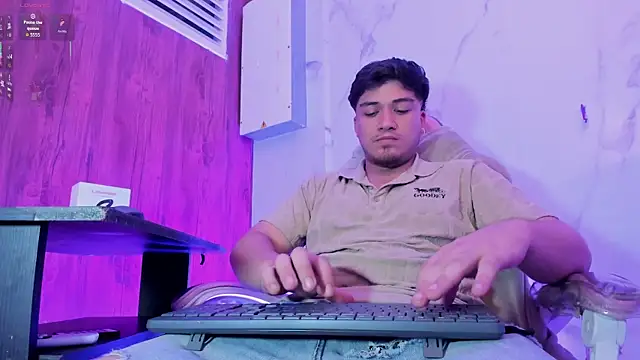 juanmechanic  online show from July 8, 2026, 12:59 am