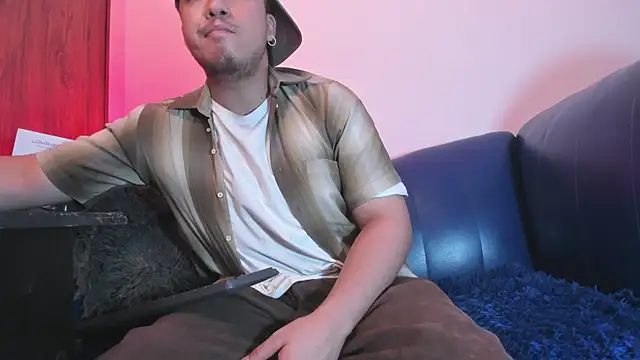 juanmechanic  online show from July 14, 2026, 10:26 pm