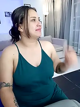 Snapshot of Laureen_se chatting on May 21, 2026, 5:03 am Laureen se online show from May 21, 2026, 5:03 am